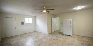 1 bed and 1 bath located in Henderson! 1 bed and 1 bath located in Henderson! Gallery 6