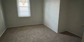 1005 W Arch St Gallery 7