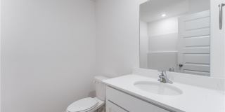 103 S Maroon Avenue Gallery 11