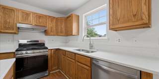Garage Townhouse For Lease Gallery 10