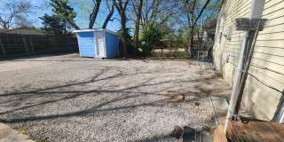 $1,050 3 bedroom / 2 bathroom - Single Family Home Gallery 3