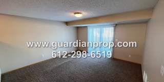Townhouse Available September 1, Vaulted Ceilings, Open Floor Plan, 2 Bath, Attached Garage Gallery 8