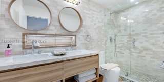 9102 W Bay Harbor Dr Gallery 12