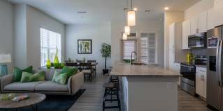 Charleston at Fannin Station Gallery 8