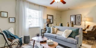 Eagle Pointe Gallery 13