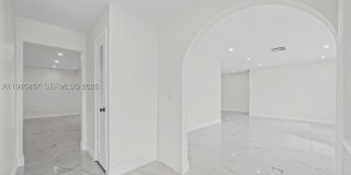 10251 NW 39th Ct Gallery 10