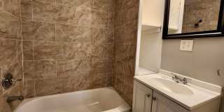 Spacious 4bd house | Laundry hooks ups | Driveway Spacious 4bd house | Laundry hooks ups | Driveway Gallery 10