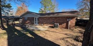 Updated Four Bedroom/Two Bath/Two Car Carport/Fenced/Storage Bldg Updated Four Bedroom/Two Bath/Two Car Carport/Fenced/Storage Bldg Gallery 4
