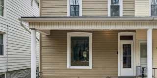 Bright 2 Bedroom, 1 Bath Home in Windsor, Pa! Gallery 1