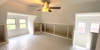 3 Bed/1 Bath Home in Beechview with Bonus Room-Convenient to Downtown! Available October! Gallery 23