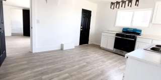 3203 Frankfort Avenue Gallery 13