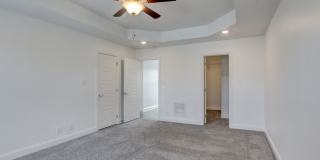 Fresh and so Clean Clean Close to Everything! Gallery 26