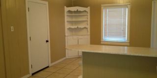 NOW PRE-LEASING! AVAILABLE LATE JULY - 1713 23rd Street Gallery 4