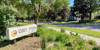 Lower 2 Bedroom Duplex Great Location! Gallery 23