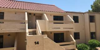 CUTE 2ND FLOOR  1 BEDROOM CONDO W/ LOFT Gallery 1