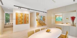 707 NE 77th St Gallery 16