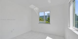 10065 Bay Harbor Ter Gallery 23