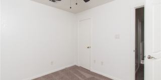 2104 Corona Drive Gallery 8