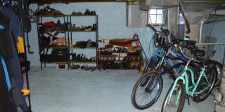 108 CURTIS Avenue Gallery 20
