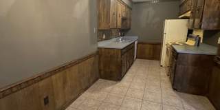 Great Duplex in Medical District 2 Bedroom 1 Bath Washer and Dryer Hook Ups Gallery 5