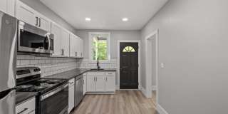 Stunning 3 bedroom home in Carrick available August 15! Gallery 13