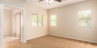 4 BEDROOM IN GOODYEAR Gallery 4