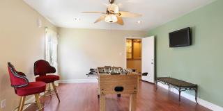 1860 Burgundy Street Gallery 14