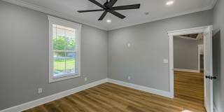 807 Cherokee Ave Unit A **Move In Special!** Gallery 17