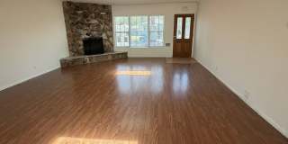 Spacious 2-Bed, 2-Bath Home in the Heart of Burbank! Gallery 8