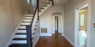 Charming 4bdrm/1.5bth Home Located in Richmond's North Highland Park w/Balcony!! Gallery 8