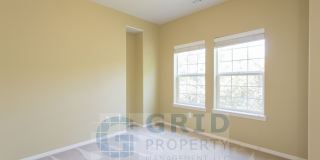 Spacious 3 Bedroom, 2.5 Bath Townhome Available in Hillsboro - 2 Car Garage! Spacious 3 Bedroom, 2.5 Bath Townhome Available in Hillsboro - 2 Car Garage! Gallery 12