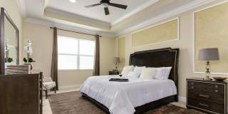 220 SE Via Visconti Gallery 1