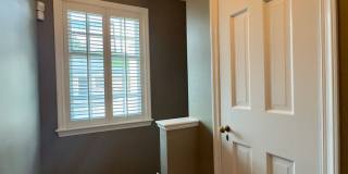 Spacious 4-Bedroom Single Family House in Baltimore Gallery 36