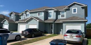 Townhome for rent Gallery 1