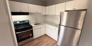 4437 South Greenwood Avenue Gallery 1