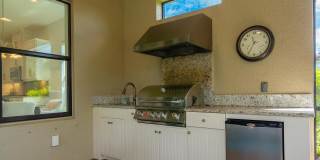 3929 WAYPOINT AVENUE Gallery 16