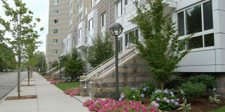 Peninsula Apartments Gallery 16