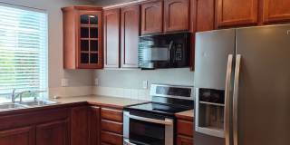 Beautiful 2BD/1.5BA Condo located in the Edgewater at South Hill **MOVE-IN SPECIAL** Beautiful 2BD/1.5BA Condo located in the Edgewater at South Hill **MOVE-IN SPECIAL** Gallery 12