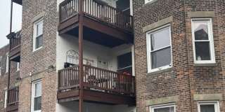 BU Brookline 4-bed 2-bath Gallery 16