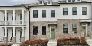 2 Bed, 2.5 Bath Townhome with 2 Reserved Parking Spots Gallery 1