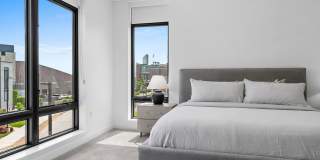 Luxury 3 Story Condo in Exclusive Titletown District Gallery 39