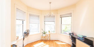 3415 North Elaine Place Gallery 1