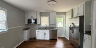 newly renovated 3-bedroom 1 bath Gallery 6