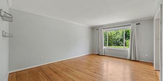 Beautifully maintained, move in ready 3 bed, 1.5 bath single family home Gallery 15
