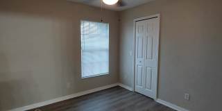 1820 Northeast 19th Place Gallery 7