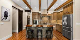 Luxury Furnished 4-Bedroom Home in Eagle's Bella Terra Neighborhood Gallery 15