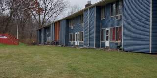 Woodland Apartments (Platteville) Gallery 1