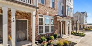 39 Robeson St Gallery 1