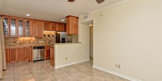 407 E 45th St Apt 210 Gallery 9