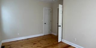 JUST REDUCED! Walk to the Stadium-Olympia! Gallery 24